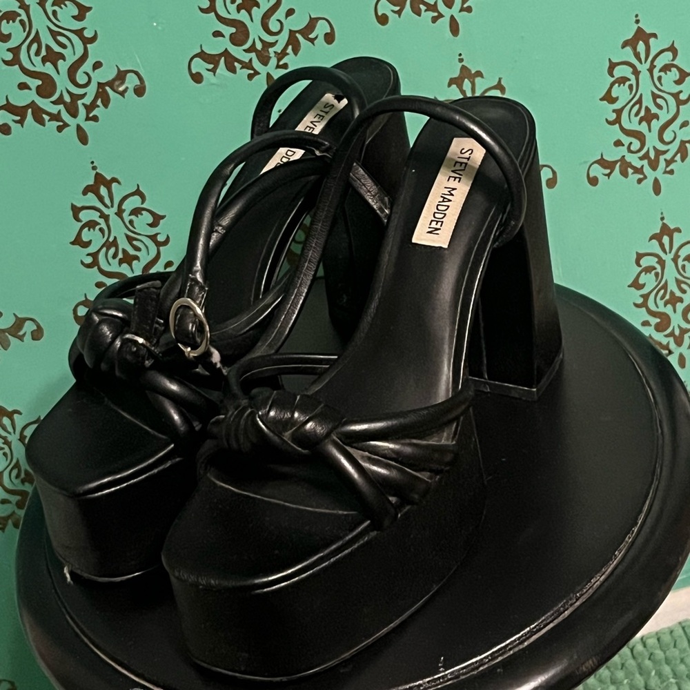 Steve Madden Black Strappy Heels